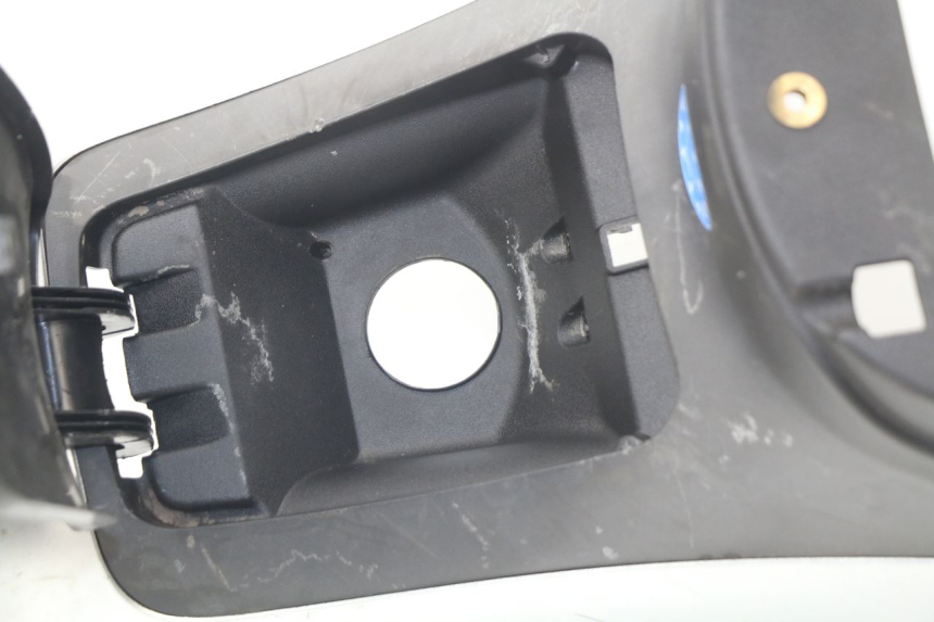 photo de TAPA DEPOSITO PIAGGIO MP3 LT 400 (2007 - 2012)