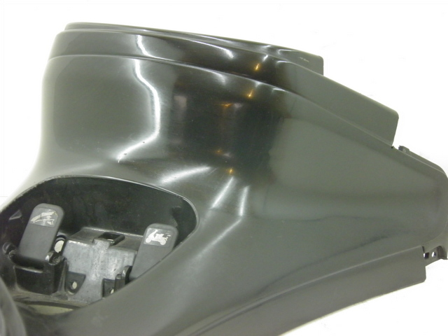 photo de CARENADO DE DEPÓSITO PIAGGIO X8 125 (2004 - 2007)