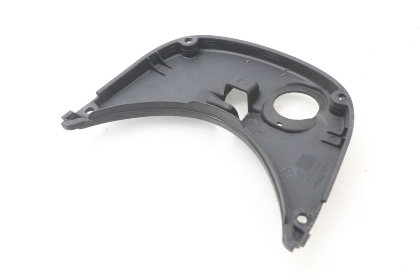 photo de TAPA DEPOSITO PIAGGIO PRIMAVERA 125 (2013 - 2021) - Detalle de la pieza