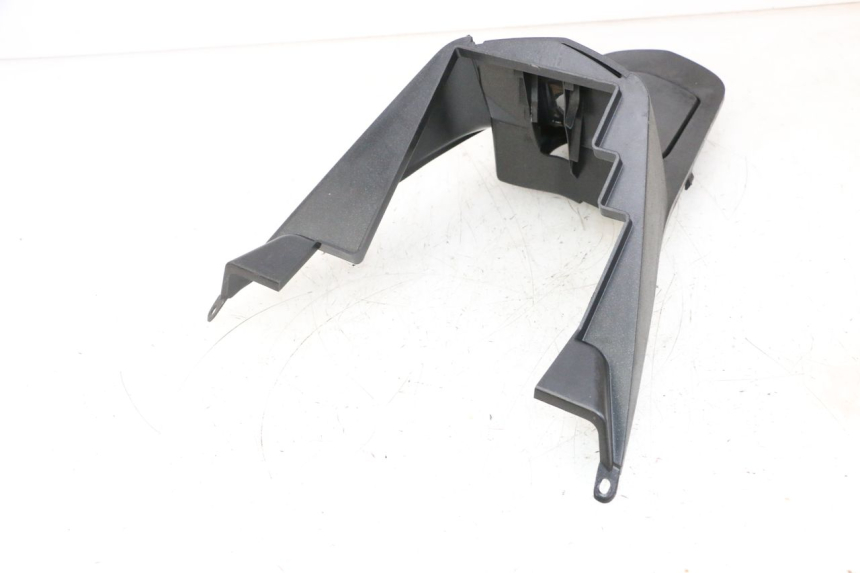 photo de TAPA DEPOSITO PEUGEOT SATELIS 125 (2013 - 2018) - Primer plano técnico