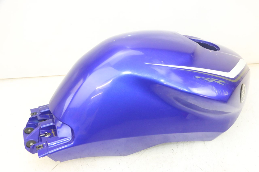 photo de TAPA DEPOSITO YAMAHA TZR 50 (2008 - 2016) - Características distintivas
