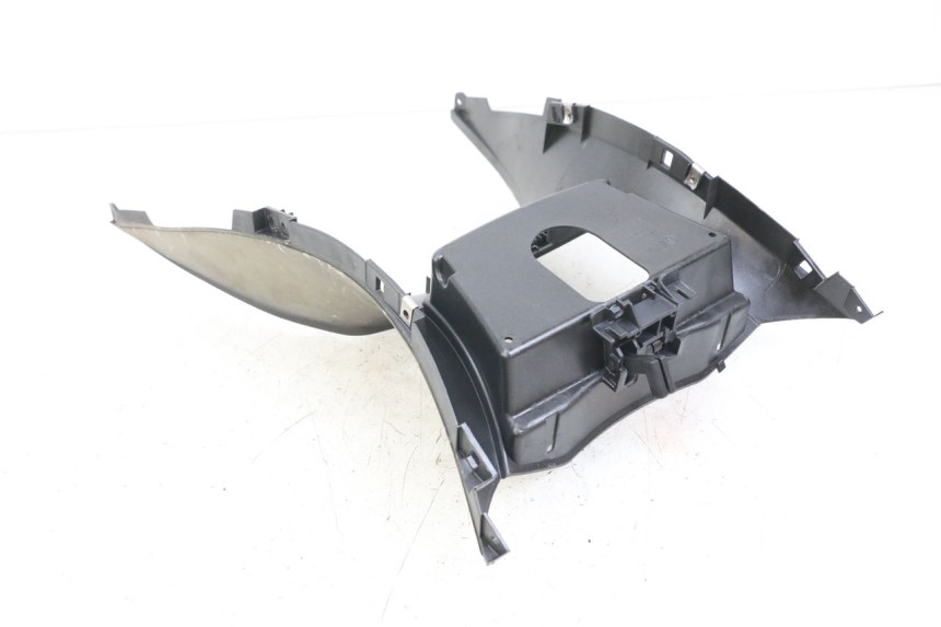photo de CARENADO DE DEPÓSITO PIAGGIO X10 125 (2012 - 2017)