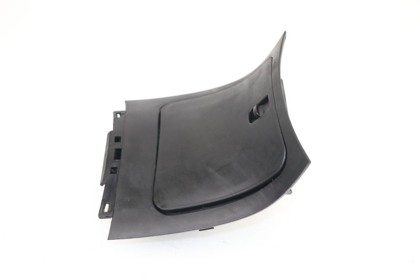 photo de TAPA DEPOSITO YAMAHA YP MAJESTY 400 (2004 - 2008)