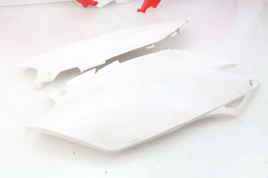 photo de CARROCERÍA CARENAJE COMPLETO HONDA CRF 250 (2010 - 2013)