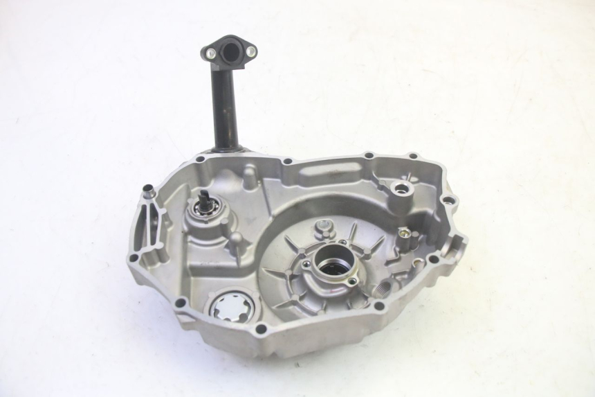 photo de TAPA ENCENDIDO YAMAHA TRICITY 300 (2020 - 2024) - Detalles de los puntos de fijación