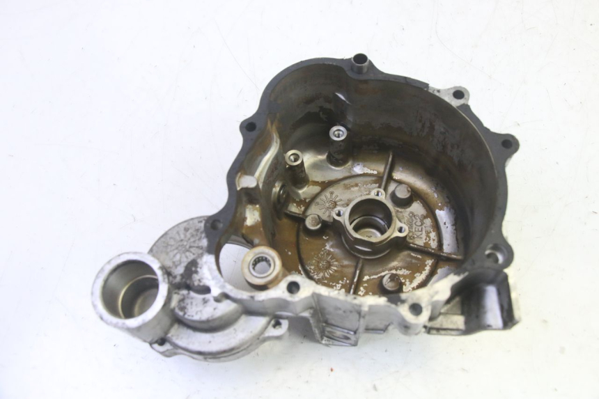 photo de TAPA ENCENDIDO KYMCO ZING 125 (1997 - 2003) - Detalles de los puntos de fijación