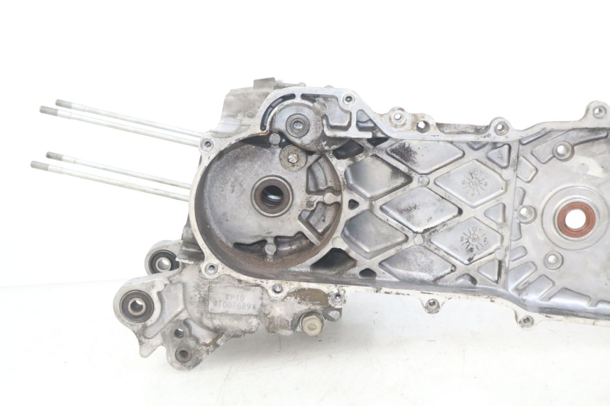 photo de CÁRTER DE MOTOR INFERIOR KYMCO AGILITY 16+ 4T 50 (2018 - 2023)