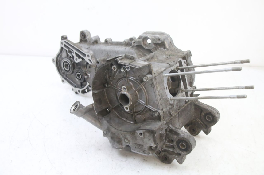 photo de CÁRTER DE MOTOR INFERIOR KYMCO AGILITY 4T 50 (2018 - 2022)