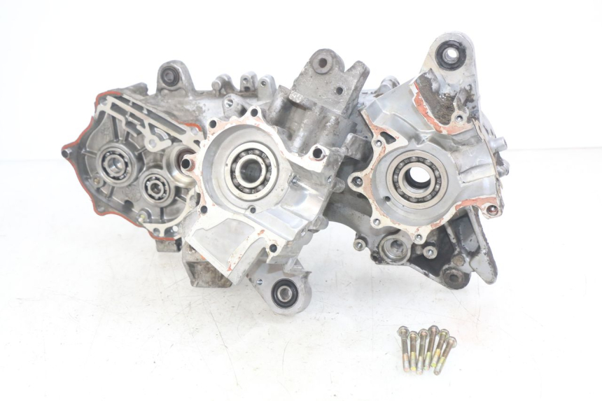 photo de CÁRTER DE MOTOR INFERIOR KYMCO AGILITY NAKED RENOUVO 2T 50 (2011 - 2018)