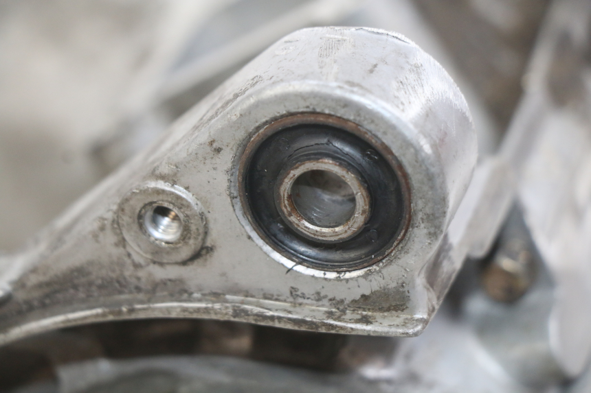photo de CÁRTER DE MOTOR INFERIOR KYMCO AGILITY NAKED RENOUVO 2T 50 (2011 - 2018)