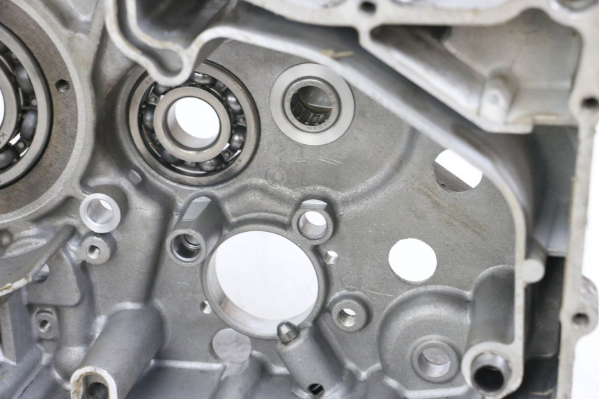 photo de Cárter inferior del motor HYOSUNG GV AQUILA 125 (2000 - 2004) - Foto de producto adicional