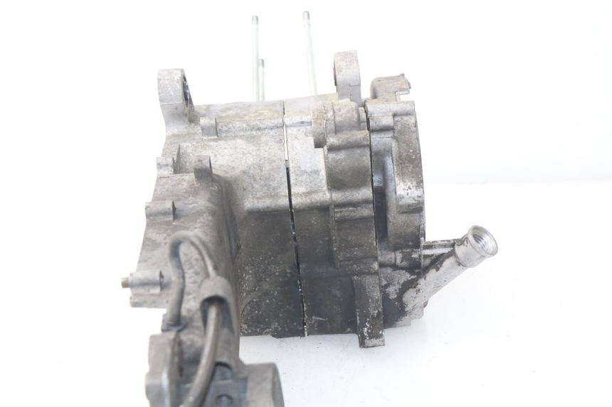 photo de CÁRTER DE MOTOR INFERIOR JONWAY AZTRAL 125 (2008 - 2017)
