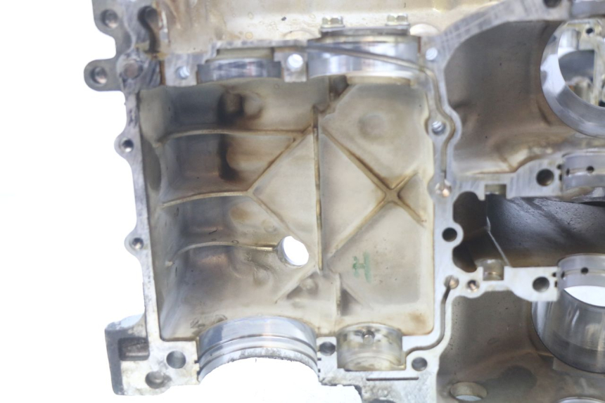 photo de CÁRTER DE MOTOR INFERIOR HONDA CBF 500 (2004 - 2007)