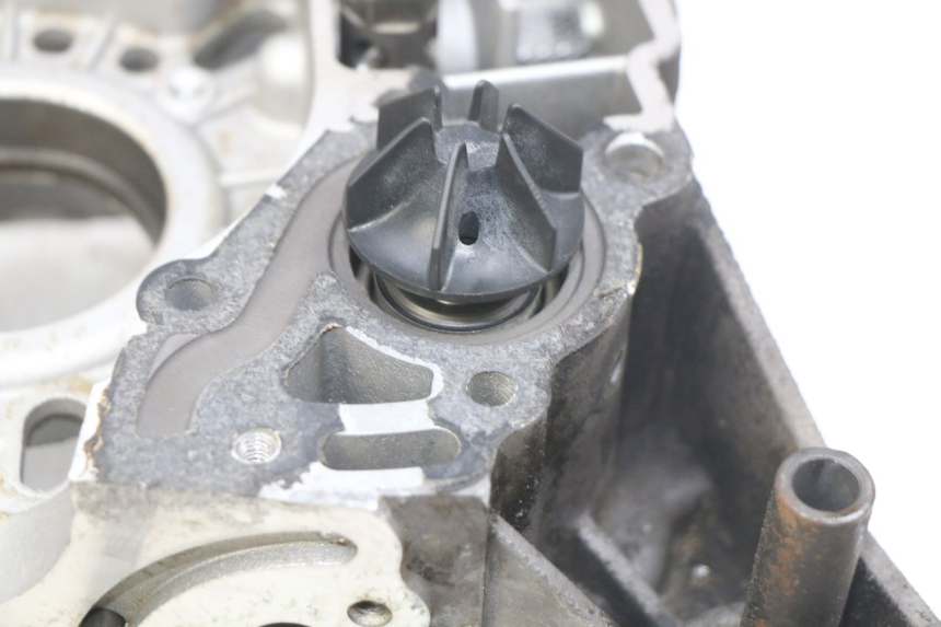 photo de CÁRTER DE MOTOR INFERIOR PEUGEOT CITYSTAR 125 (2011 - 2017)