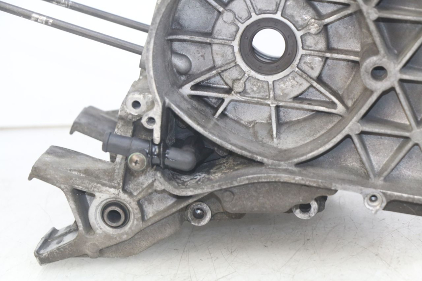 photo de CÁRTER DE MOTOR INFERIOR PEUGEOT CITYSTAR 125 (2011 - 2017)