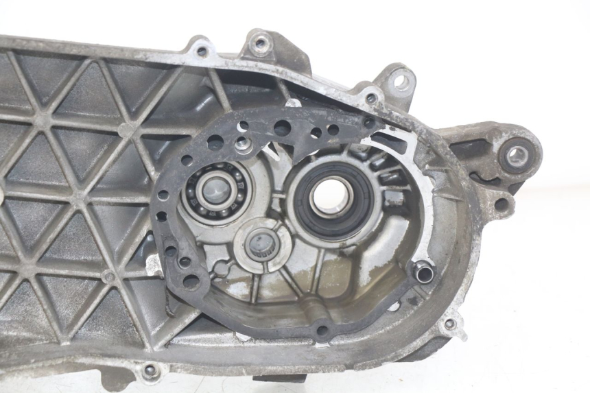 photo de CÁRTER DE MOTOR INFERIOR PEUGEOT CITYSTAR 125 (2011 - 2017)