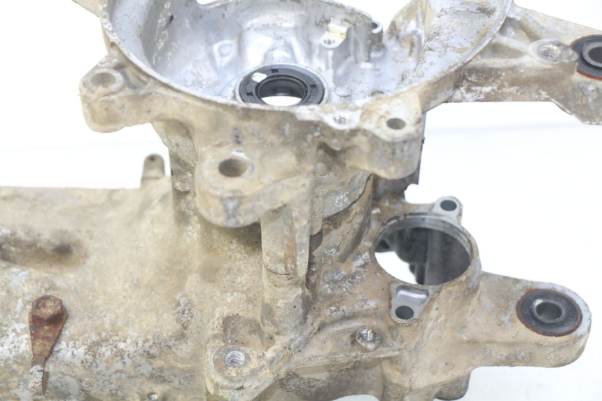 photo de CÁRTER DE MOTOR INFERIOR SUZUKI CP 80 (1985 - 1996)