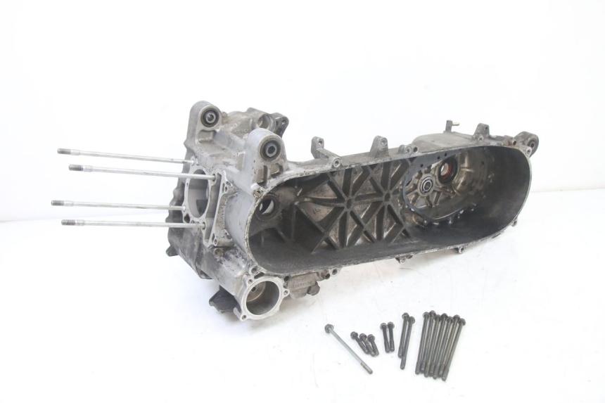 photo de CÁRTER DE MOTOR INFERIOR KYMCO DINK STREET 125 (2009 - 2014)