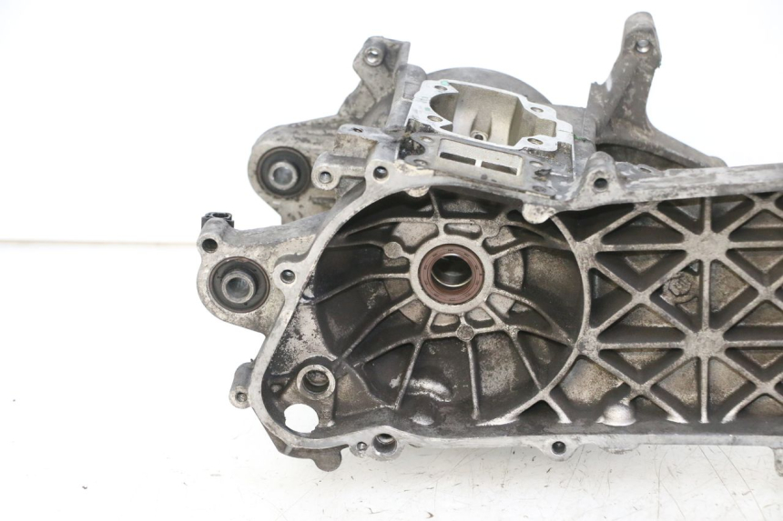 photo de CÁRTER DE MOTOR INFERIOR PEUGEOT ELYSTAR 50 (2002 - 2014)
