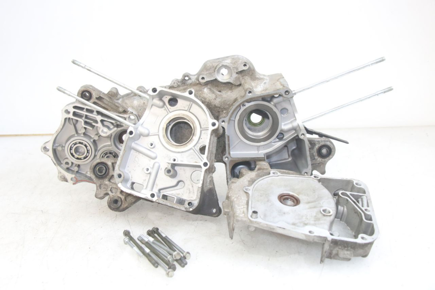 photo de CÁRTER DE MOTOR INFERIOR JM MOTORS EVOLIS 4T 50 (2018 - 2022)