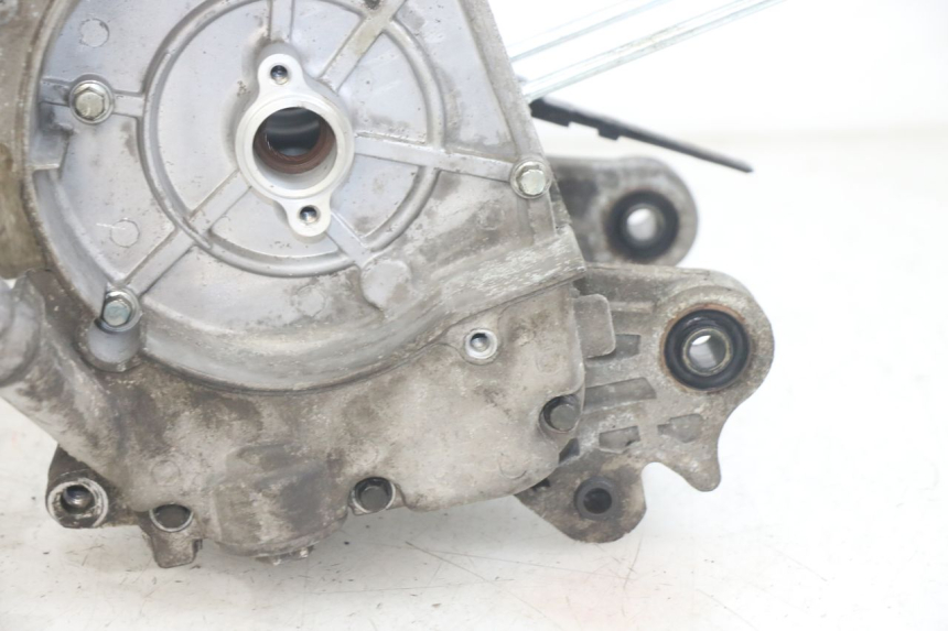 photo de CÁRTER DE MOTOR INFERIOR JM MOTORS EVOLIS 4T 50 (2018 - 2022)