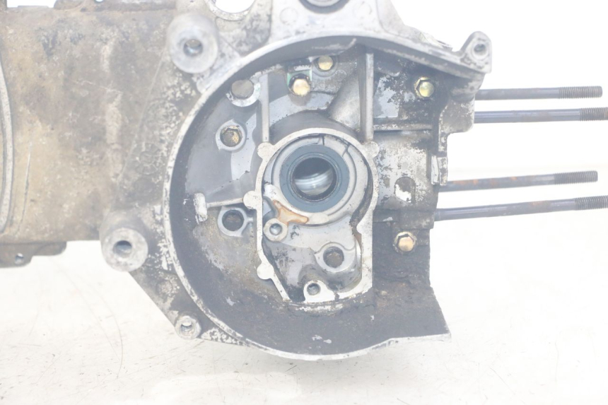 photo de CÁRTER DE MOTOR INFERIOR KEEWAY F-ACT FACT 50 (2006 - 2011)