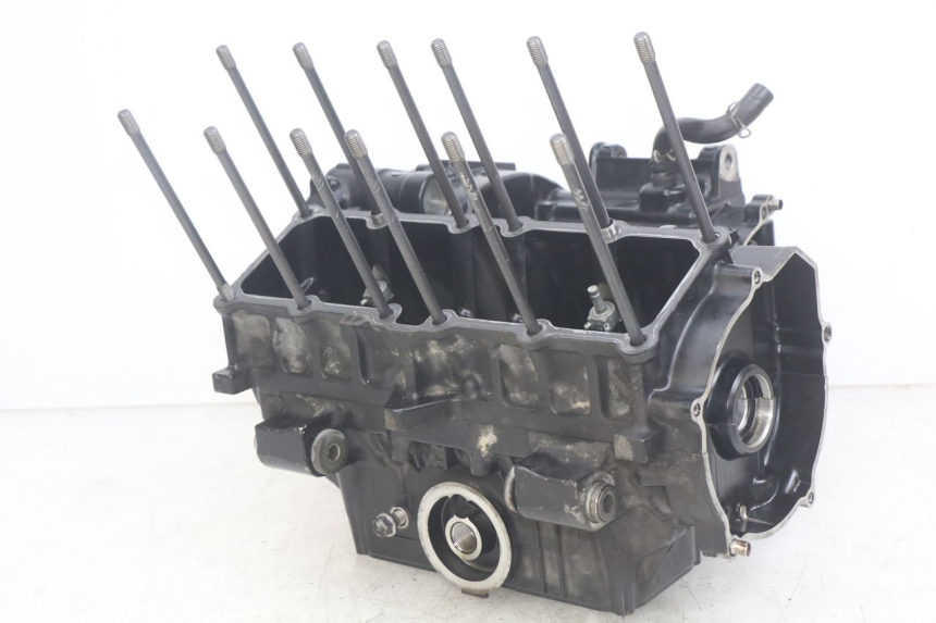photo de CÁRTER DE MOTOR INFERIOR YAMAHA FZS FAZER 600 (1998 - 2001)