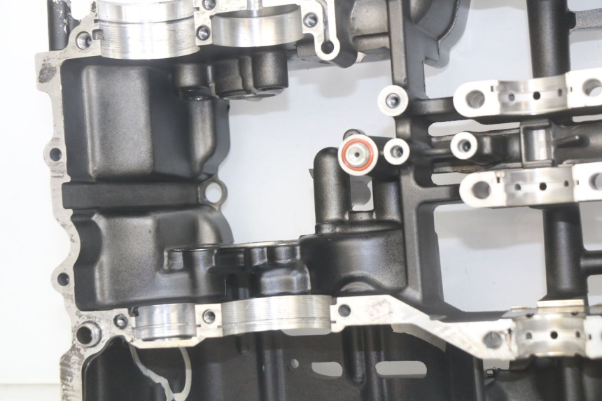 photo de CÁRTER DE MOTOR INFERIOR YAMAHA FZS FAZER 600 (1998 - 2001)