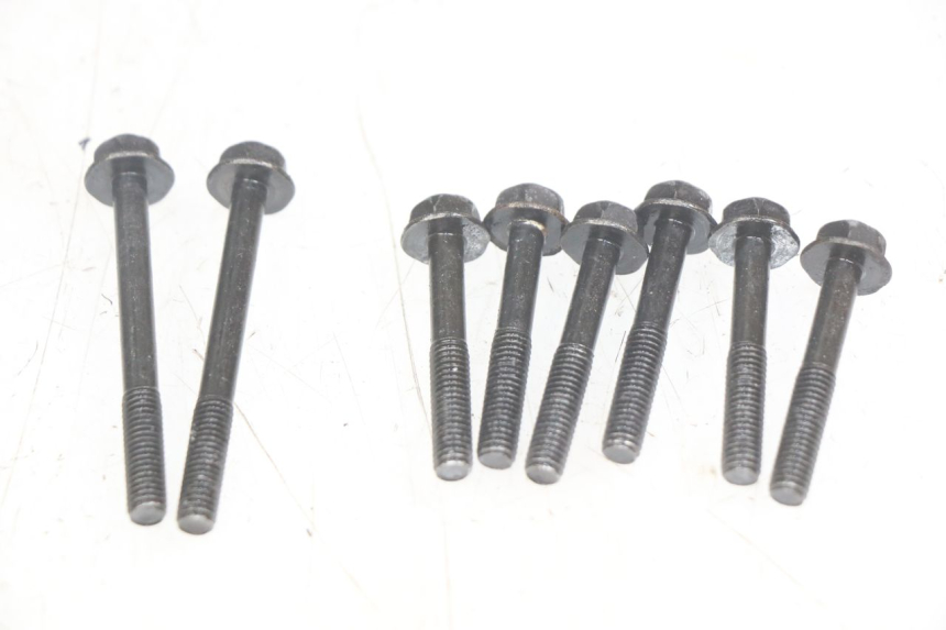 photo de CÁRTER DE MOTOR INFERIOR YAMAHA FZS FAZER 600 (1998 - 2001)