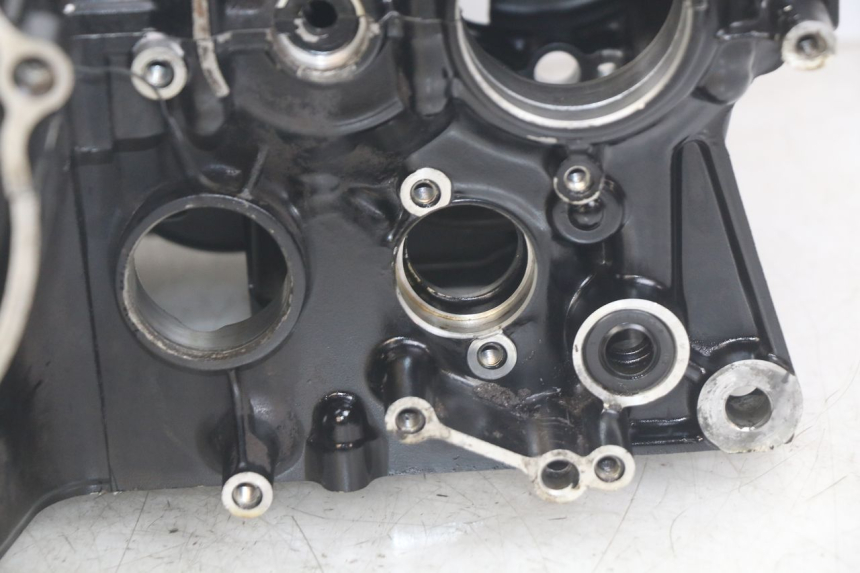 photo de CÁRTER DE MOTOR INFERIOR YAMAHA FZS FAZER 600 (1998 - 2001)