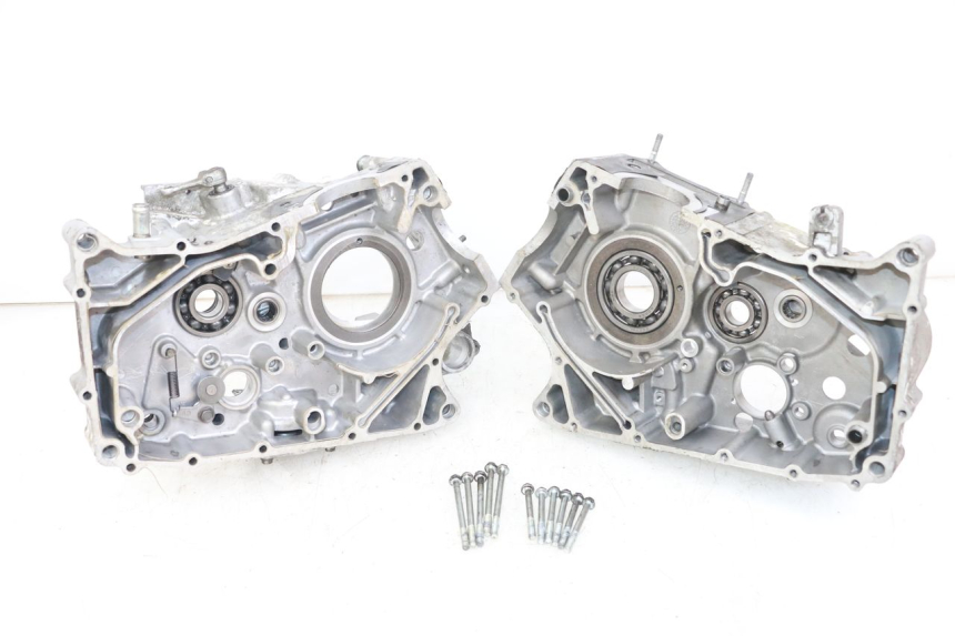 photo de Cárter inferior del motor HYOSUNG GV AQUILA 125 (2000 - 2004)
