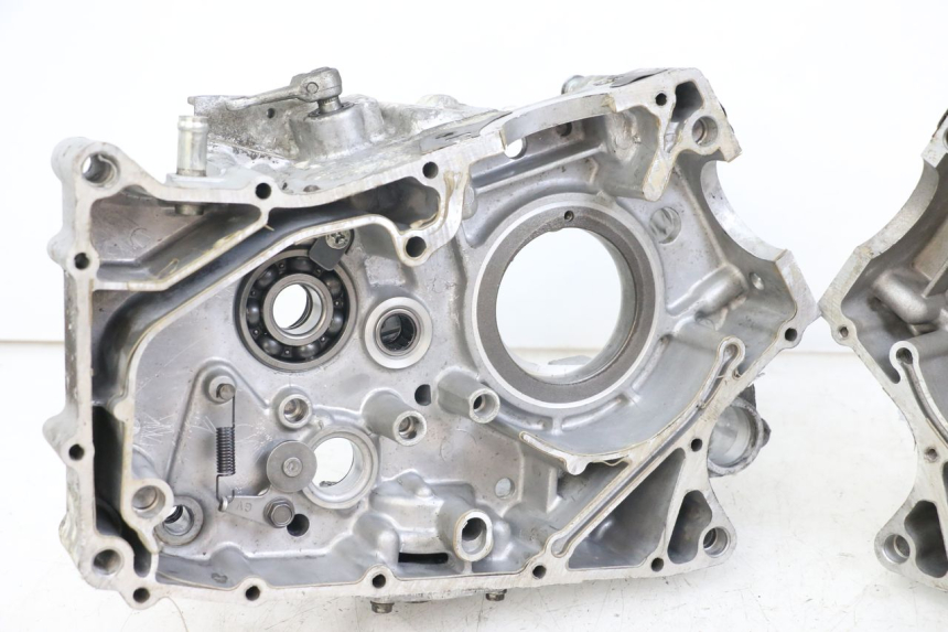 photo de Cárter inferior del motor HYOSUNG GV AQUILA 125 (2000 - 2004)