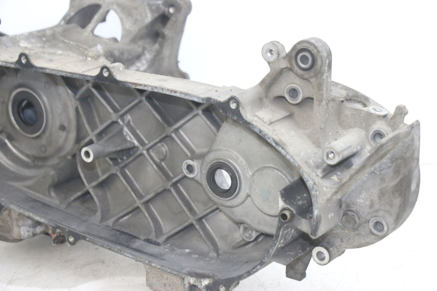 photo de CÁRTER DE MOTOR INFERIOR HONDA PCX (JF28) 125 (2009 - 2011)