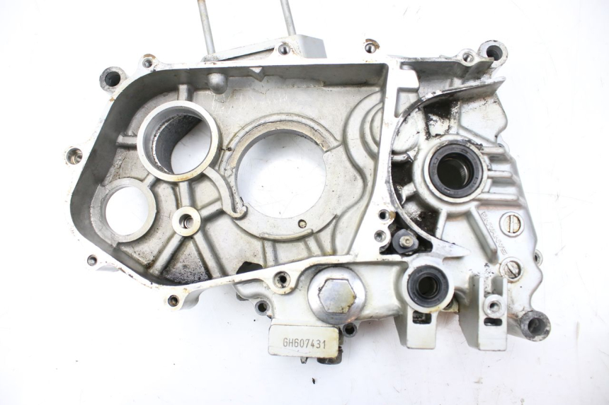 photo de CÁRTER DE MOTOR INFERIOR SYM HUSKY 125 (1999 - 2005)