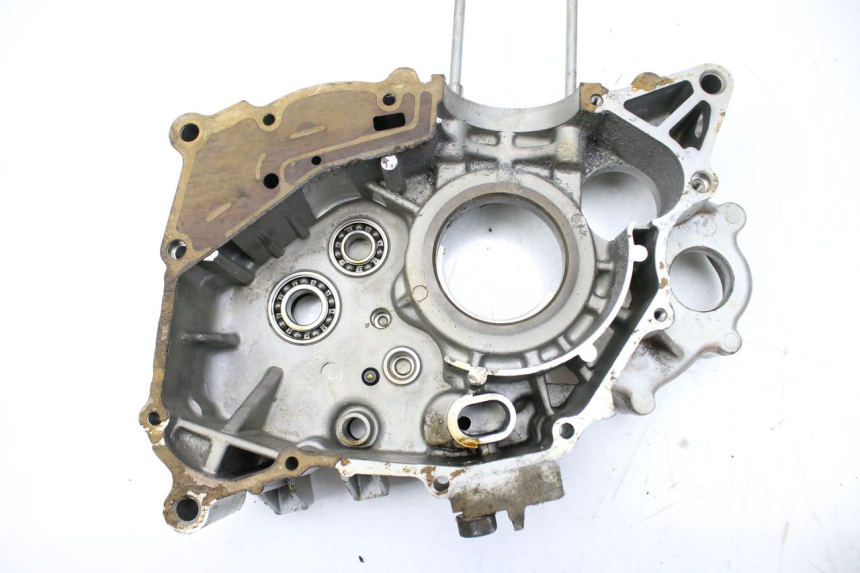 photo de CÁRTER DE MOTOR INFERIOR SYM HUSKY 125 (1999 - 2005)