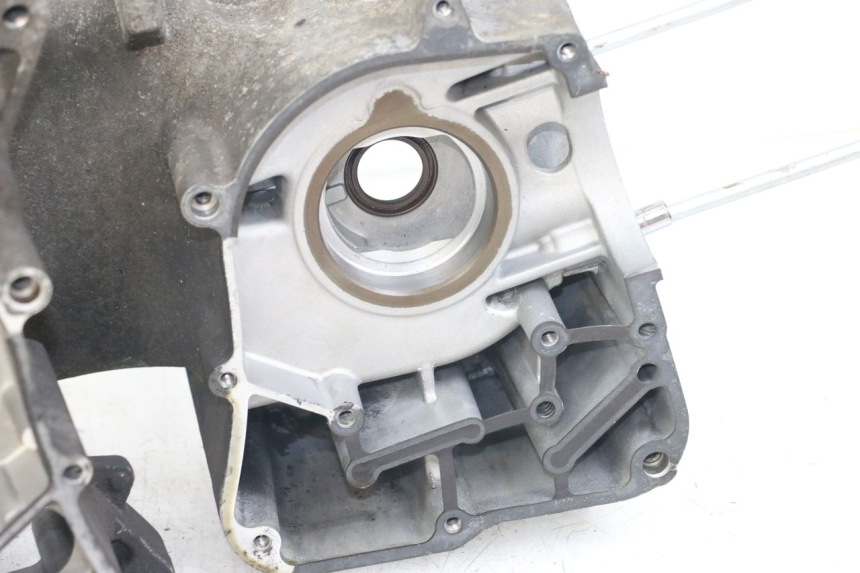 photo de Cárter inferior del motor KYMCO DINK STREET ABS 125 (2011 - 2018)
