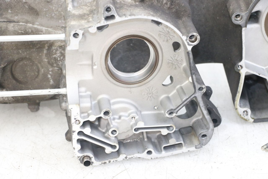 photo de Cárter inferior del motor KYMCO DINK STREET ABS 125 (2011 - 2018)
