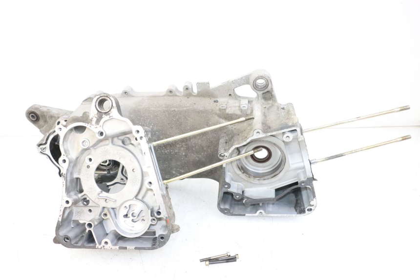 photo de Cárter inferior del motor KYMCO XCITING 250 (2006 - 2009)