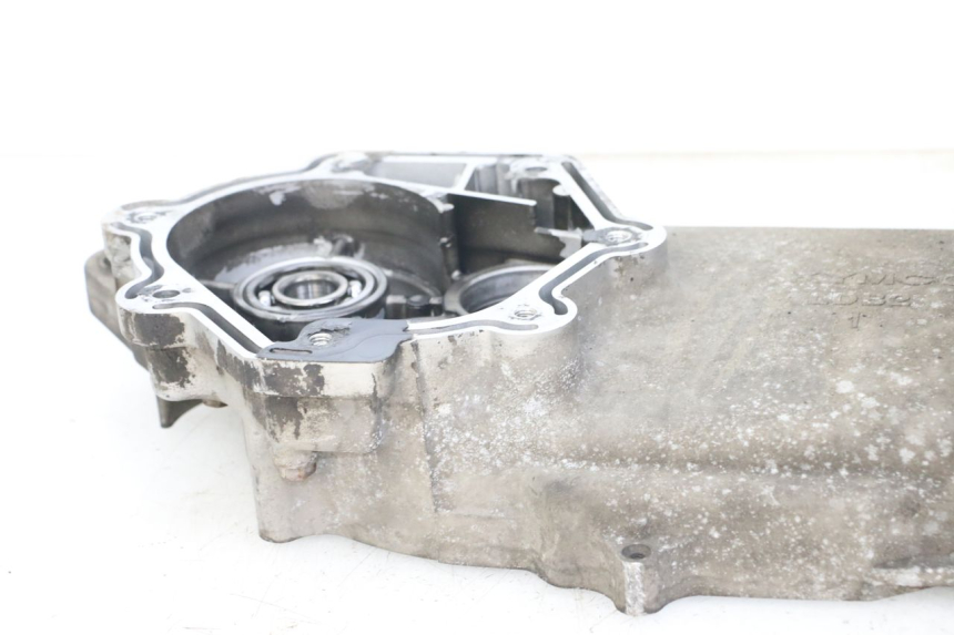 photo de Cárter inferior del motor KYMCO XCITING 250 (2006 - 2009)
