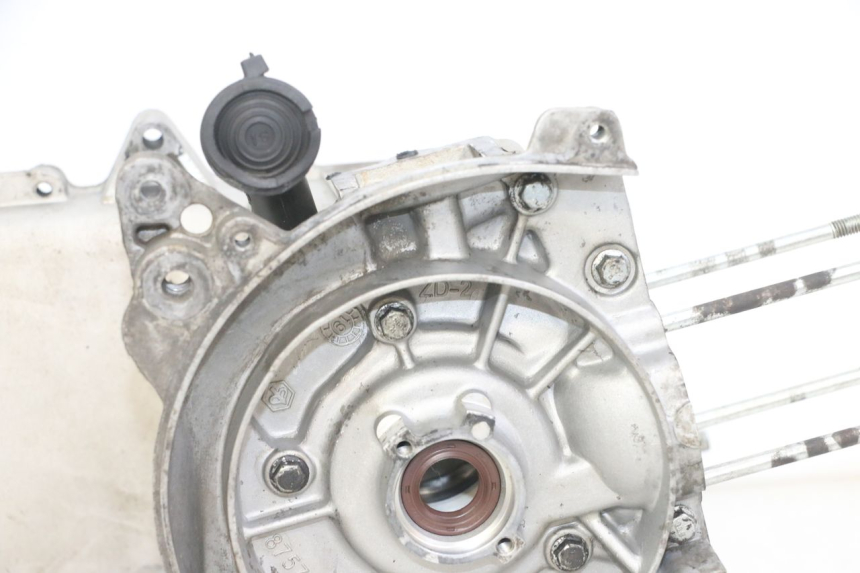 photo de CÁRTER DE MOTOR INFERIOR PIAGGIO NEW TYPHOON 50 (2018 - 2021)