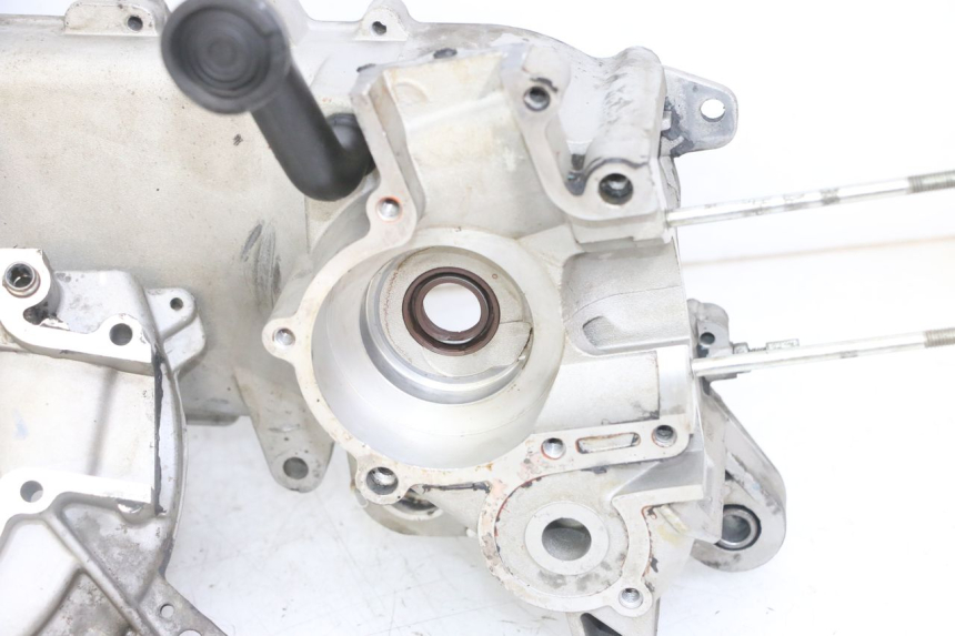 photo de CÁRTER DE MOTOR INFERIOR PIAGGIO NEW TYPHOON 50 (2018 - 2021)