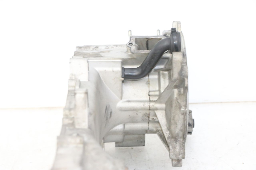 photo de CÁRTER DE MOTOR INFERIOR PIAGGIO NEW TYPHOON 50 (2018 - 2021)