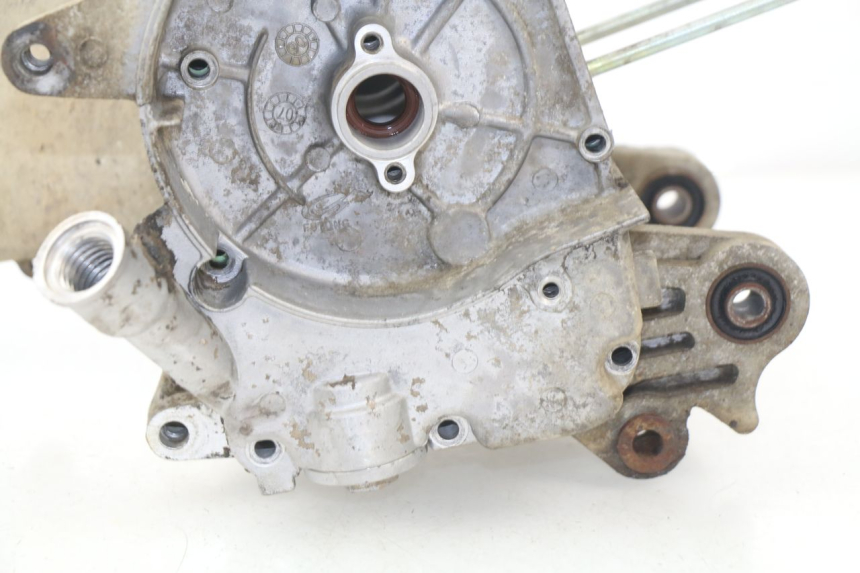 photo de CÁRTER DE MOTOR INFERIOR PEUGEOT KISBEE 4T 50 (2010 - 2017)