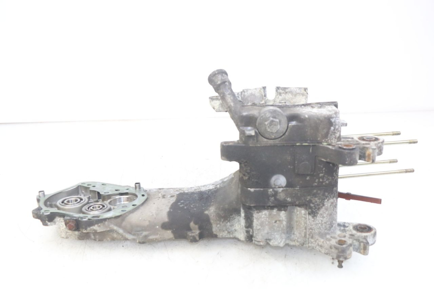 photo de CÁRTER DE MOTOR INFERIOR PEUGEOT KISBEE 4T 50 (2018 - 2022)