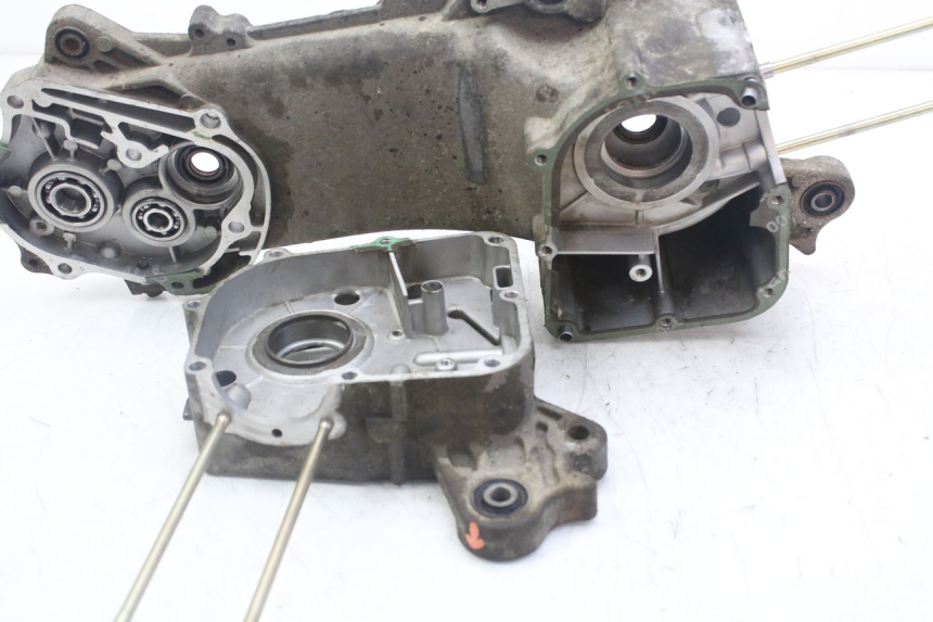 photo de CÁRTER DE MOTOR INFERIOR PEUGEOT KISBEE 4T 50 (2010 - 2017)