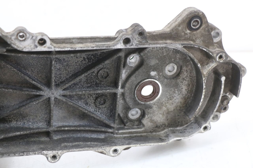 photo de CÁRTER DE MOTOR INFERIOR PEUGEOT KISBEE 4T 50 (2018 - 2022)