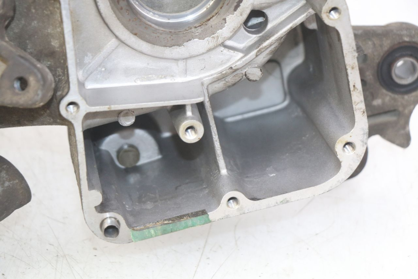 photo de CÁRTER DE MOTOR INFERIOR PEUGEOT V-CLIC VCLIC 50 (2007 - 2013)