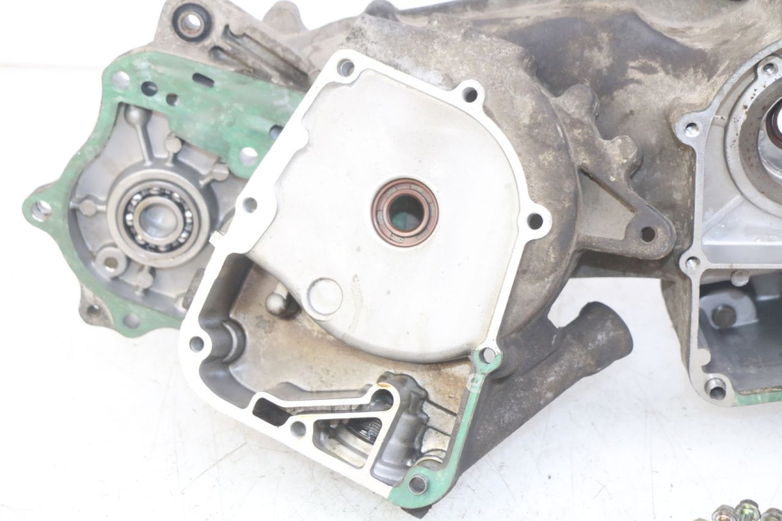 photo de CÁRTER DE MOTOR INFERIOR PEUGEOT V-CLIC VCLIC 50 (2007 - 2013)