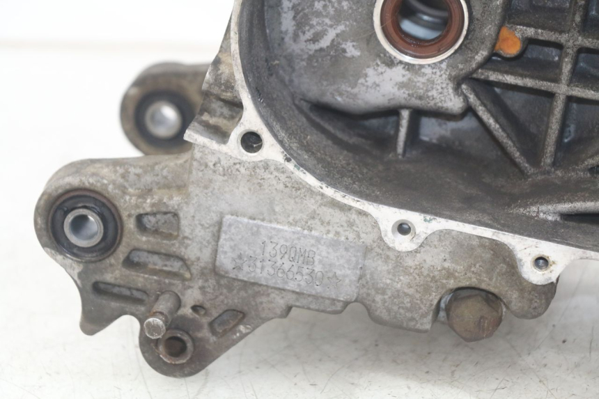 photo de CÁRTER DE MOTOR INFERIOR PEUGEOT V-CLIC VCLIC 50 (2007 - 2013)