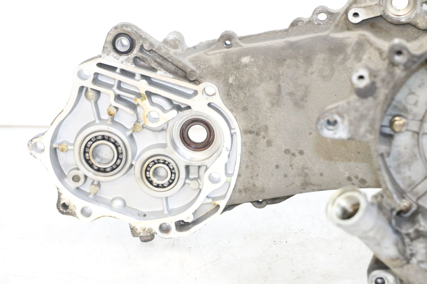 photo de CÁRTER DE MOTOR INFERIOR PEUGEOT V-CLIC VCLIC 50 (2007 - 2013)